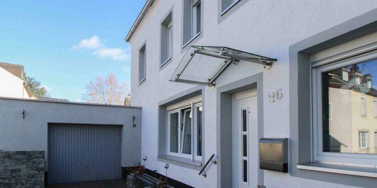 Sofort wohlfühlen: modernisiertes 5-Zi.-EFH mit Garage und 2 Freistellplätzen in Trier-Pfalzel 5 zimmer