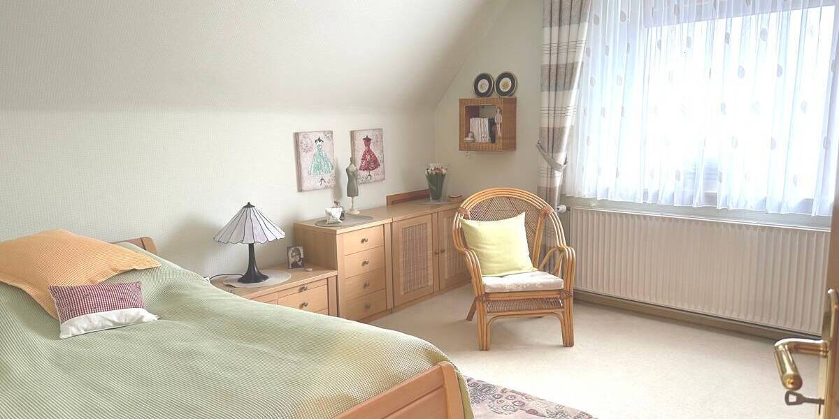 Mehrfamilienhaus, Wohnhaus Bremen / Schönebeck Schönebeck - 5 Zimmer, 137 m&sup2;, 275.000&euro; | Angebot:25777972