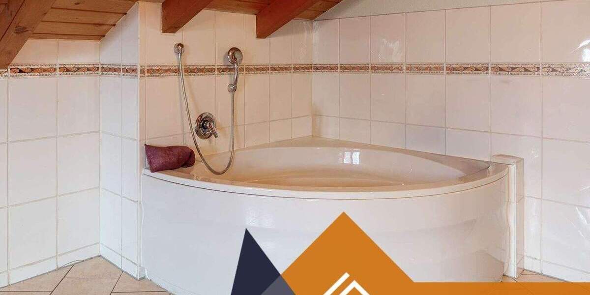 Einfamilienhaus Sonneberg - 6 Zimmer, 146 m&sup2;, 239.000&euro; | Angebot:25389954