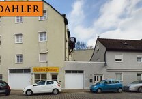 Etwas ganz Besonderes! Wohn- und Geschäftshaus mit 4 Wohnungen, Ladenfläche und Lager in Augsburg