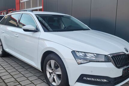 Skoda Superb 335.000 km 12.100 &euro; Puchheim (nähe München) 82178