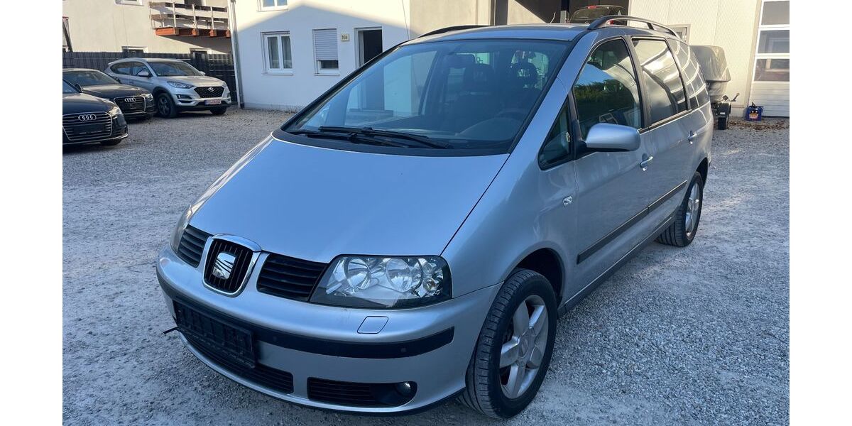 Seat Alhambra 218.956 km 2.990 &euro; Forsting Pfaffing 83539
