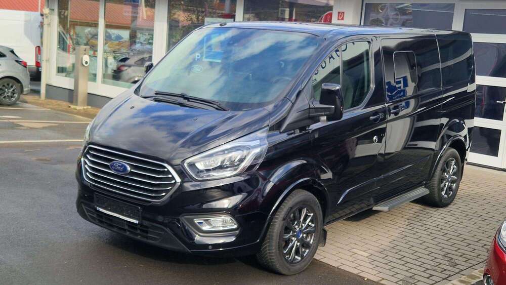 Ford Tourneo Custom 85.600 km 31.590 &euro; Fladungen 97650