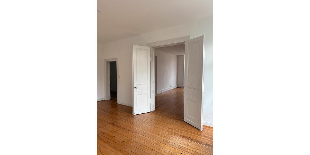 Etagenwohnung Schleswig - 4 Zimmer, 122 m&sup2;, 900&euro; | Angebot:26444748