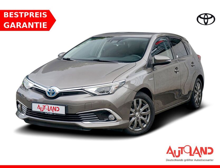 Toyota Auris 71.649 km 15.950 € Gera 07546