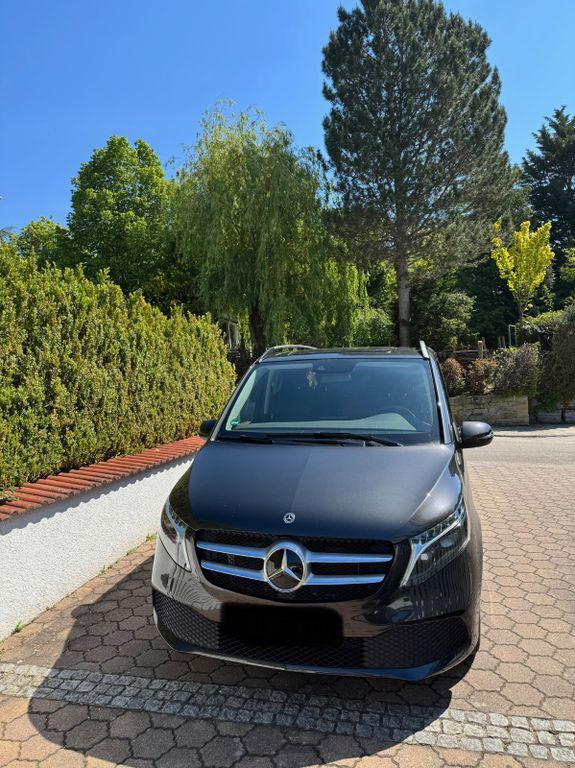 Mercedes-Benz 220 45.500 km 48.950 € Leingarten 74211