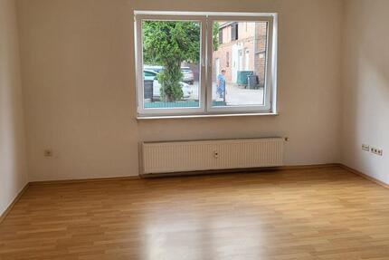 2 Raum-Wohnung-Zimmer Warmmiete 602,- € Speicherstr. 10 zimmer