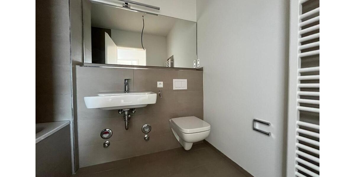 Etagenwohnung Bad Friedrichshall - 4 Zimmer, 133 m&sup2;, 2.020&euro; | Angebot:26068589
