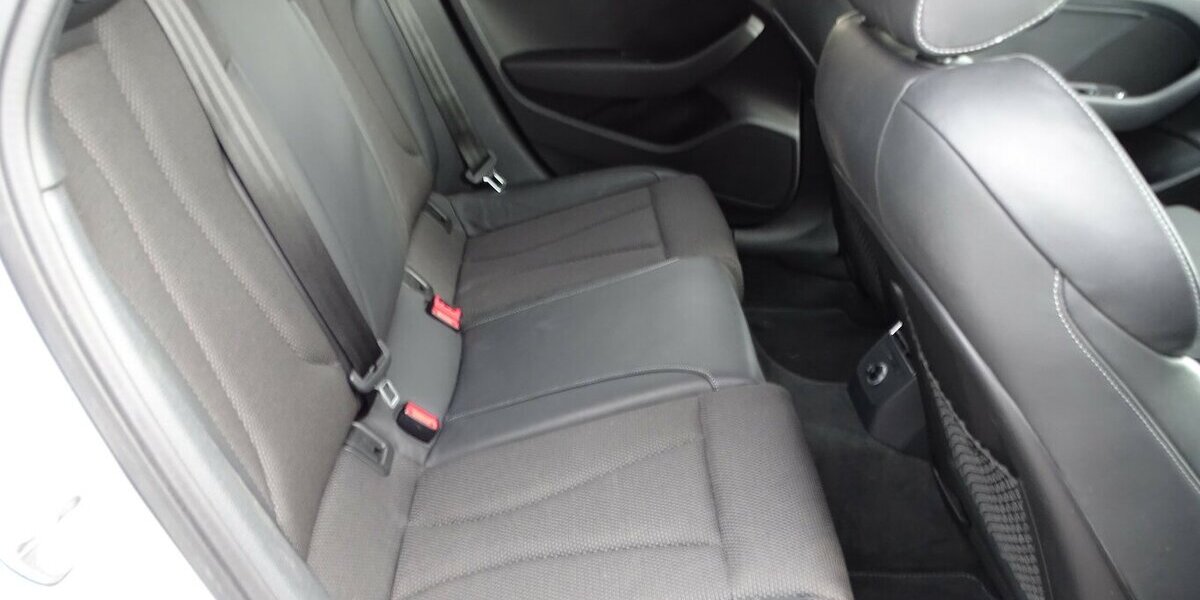 Audi A3 35 2,0l TDI S-Line Paket, Navi, Klimaauto., PDC 123.848 km 16.890 &euro; Rodgau 63110