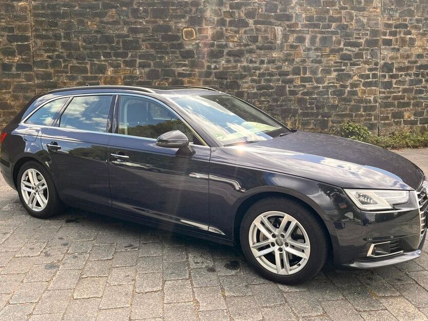 Audi A4 154.000 km 17.950 € Bad Breisig 53498