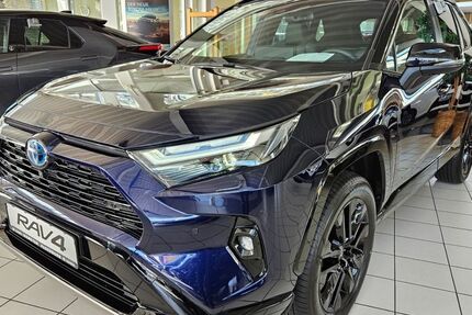 Toyota RAV 4 11.700 km 41.890 &euro; Paderborn 33104