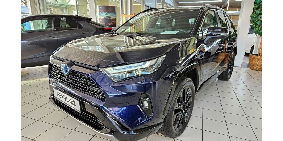 Toyota RAV 4 11.700 km 41.890 &euro; Paderborn 33104