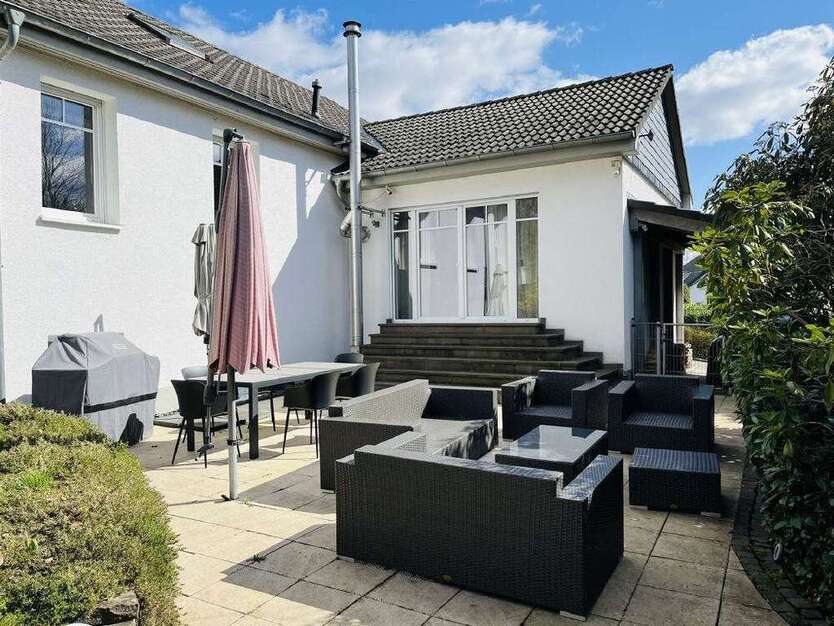 Haus zum Kaufen in Wiehl 469.000 € 179 m²