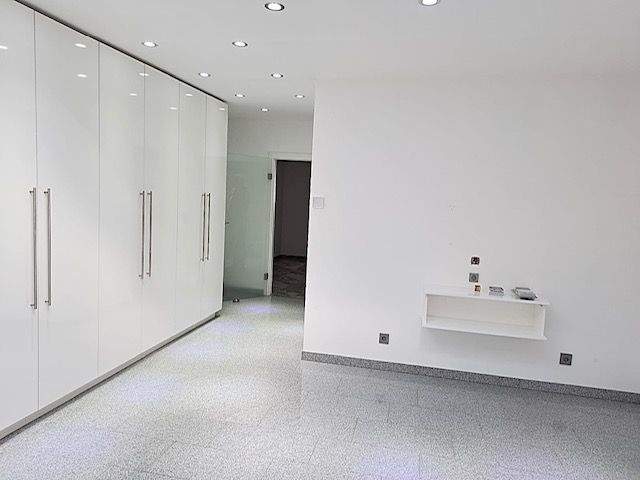 Sanierte 5 ZKB Luxuswohnung mit Balkon und Garage 5 zimmer