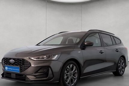 Ford Focus 10.913 km 21.890 &euro; Düsseldorf 40233