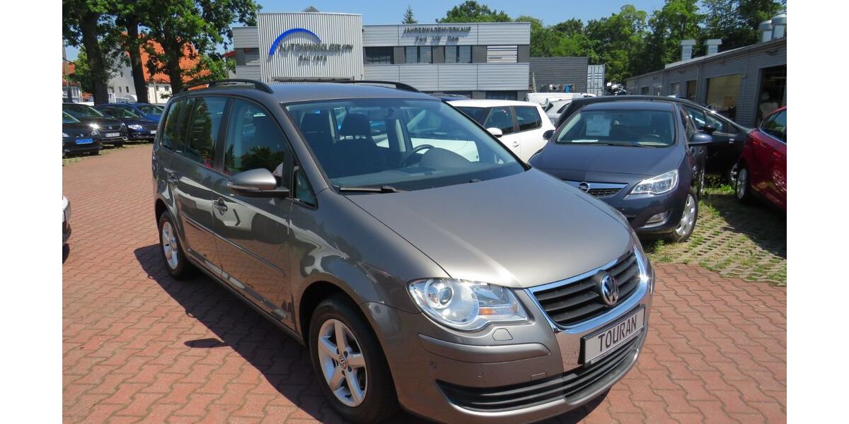 VW Touran 78.761 km 9.890 &euro; Nürnberg 90431