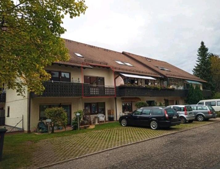 Helle 1-Zimmerwohnung mit Balkon in zentraler Lage am Dobel