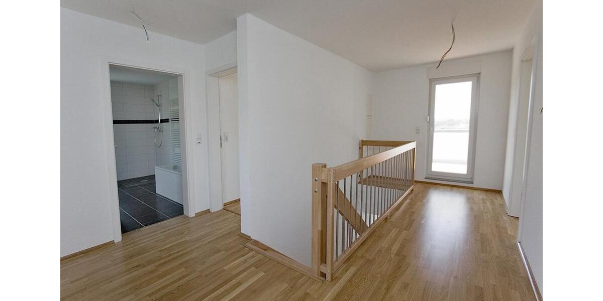 Etagenwohnung Marburg - 1 Zimmer, 16 m&sup2;, 500&euro; | Angebot:26348434