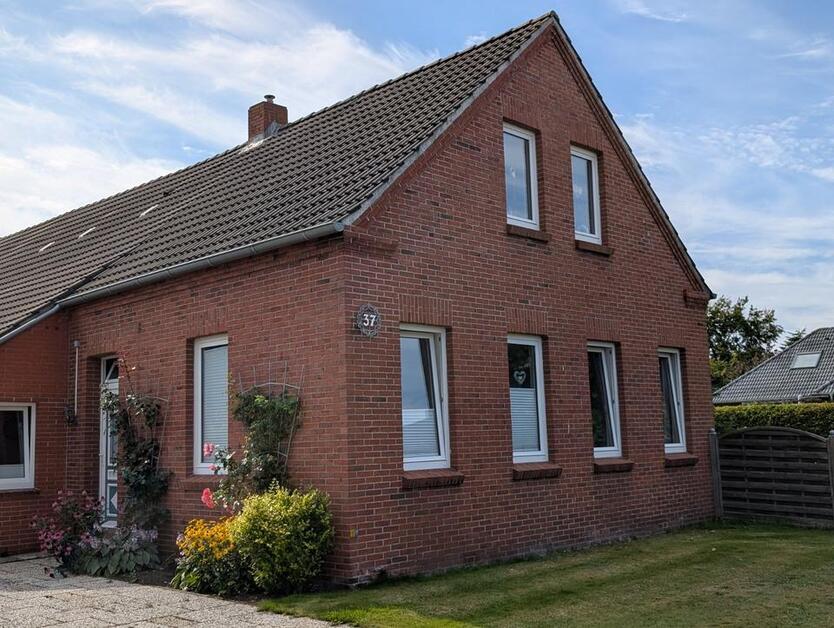 ANFRAGESTOPP! Resthof mit großem Grundstück in Norden-Ekel