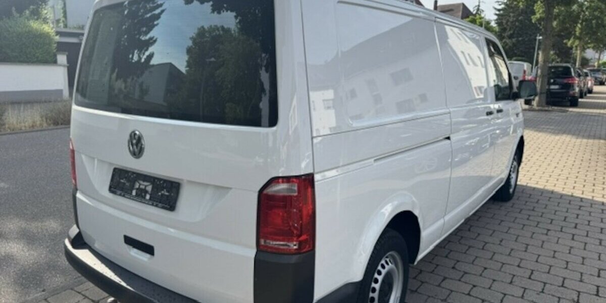 VW T6 Transporter 2.0 TDI Automatik EcoProfi lang 198.768 km 11.990 &euro; Neckarsulm 74172