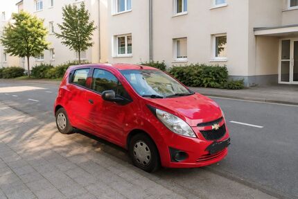 Chevrolet Spark 94.065 km 3.000 &euro; Gelsenkirchen 45879