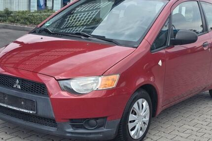 Mitsubishi Colt 92.000 km 2.499 &euro; Berlin 12439