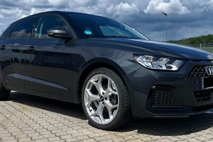 Audi A1 53.000 km 22.500 &euro; Lobsing 85104