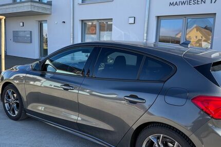 Ford Focus 92.000 km 16.400 &euro; Biberach an der Riß 88400