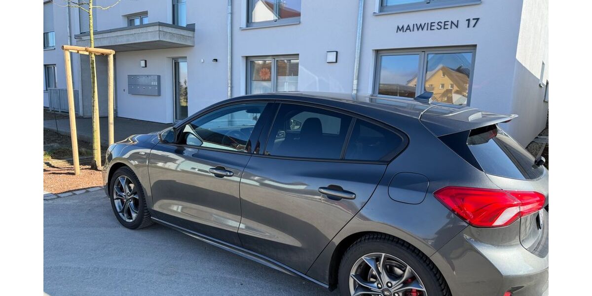 Ford Focus 92.000 km 16.400 &euro; Biberach an der Riß 88400