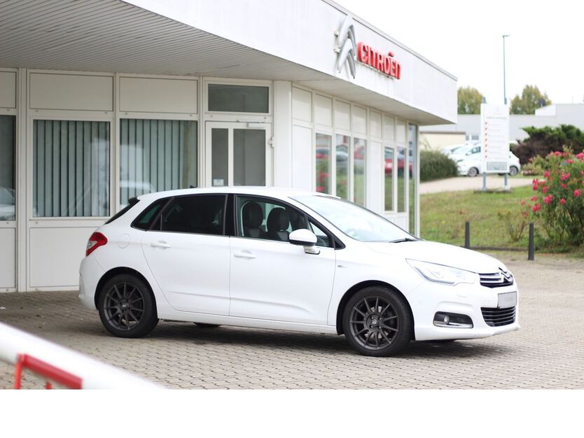 Citroen C4 111.500 km 8.980 € Naumburg/S. + 06667 Weißenfels + 06618 Schönburg 06618