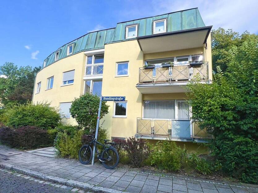 3-Zimmer-Wohnung mit zwei Balkonen am Hirschgarten