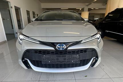 Toyota Corolla 18.418 km 24.800 € Oberhausen 46149