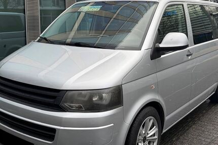 VW T5 Transporter 204.000 km 12.999 &euro; Hohenlinden bei München 85664