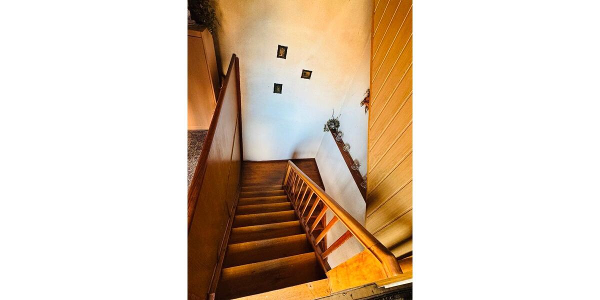 Einfamilienhaus Amt Creuzburg - 8 Zimmer, 188 m&sup2;, 80.000&euro; | Angebot:26363281