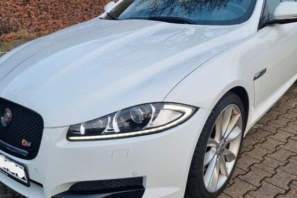 Jaguar XF 215.600 km 9.890 &euro; Hattersheim 65795
