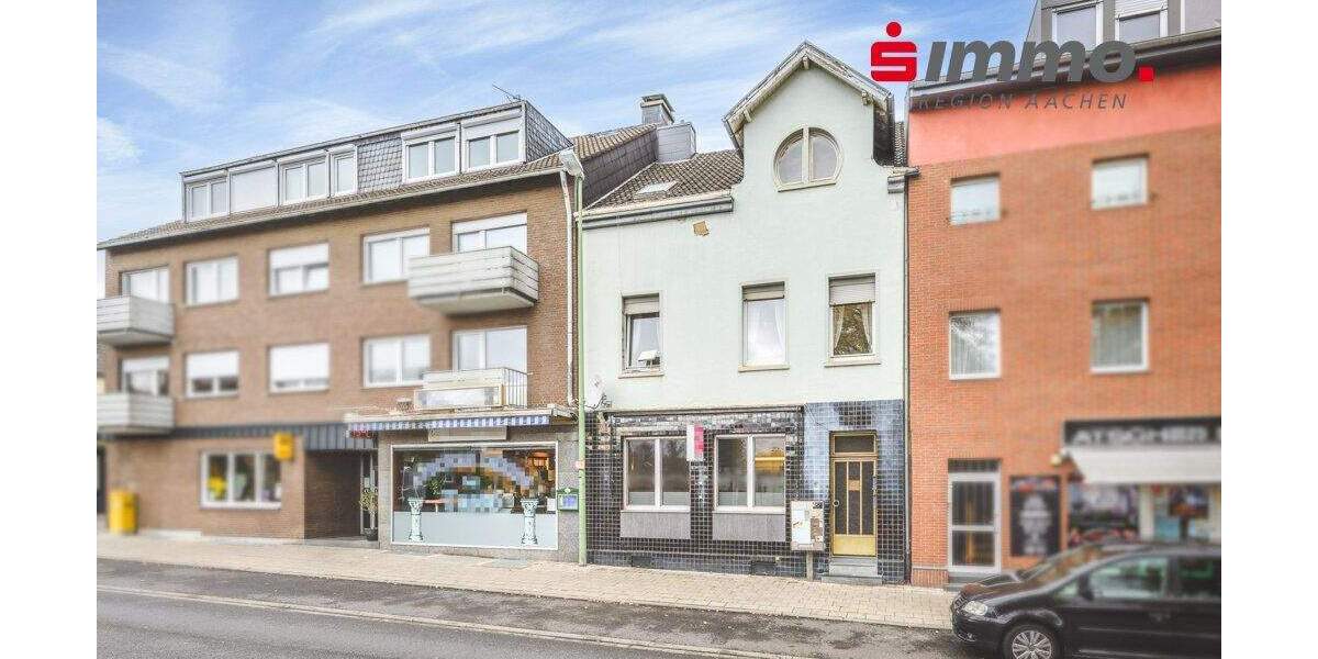 Wohn-Geschäftshaus mit ansprechendem Gastronomiebetrieb und großer Wohnung in Atsch zimmer