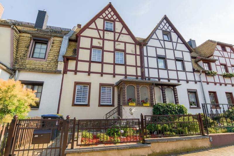 Haus zum Mieten in Roßwein 799,70 € 111 m²