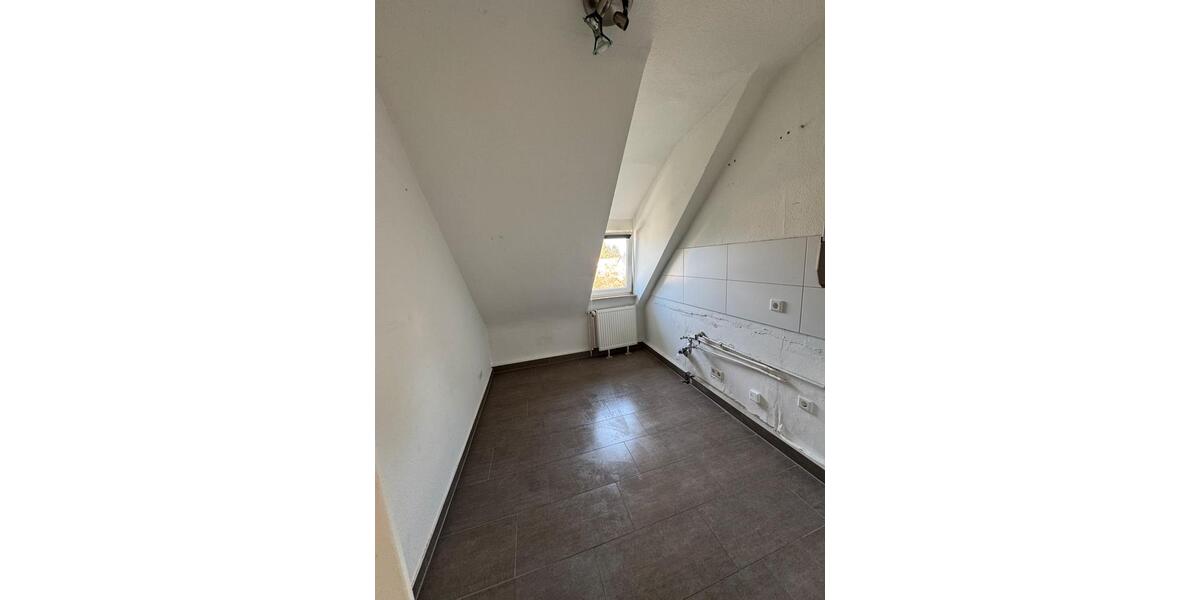 Dachgeschoßwohnung Ronnenberg - 3 Zimmer, 55 m&sup2;, 830&euro; | Angebot:25299205