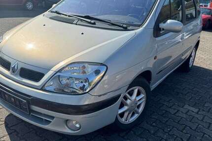 Renault Scenic 267.094 km 2.995 &euro; Remagen-Rolandseck 53424