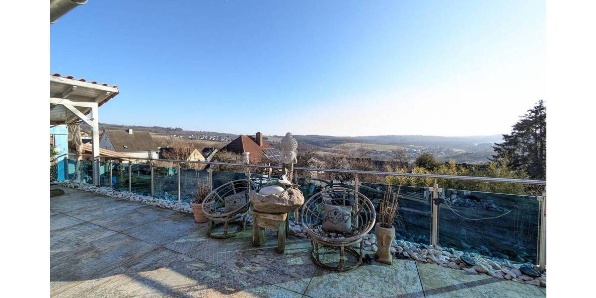 Etagenwohnung Gebhardshain VG - 2 Zimmer, 181 m&sup2;, 449.000&euro; | Angebot:26909633