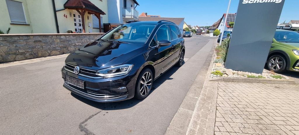 VW Golf Sportsvan 69.000 km 18.990 &euro; Stammheim 97509