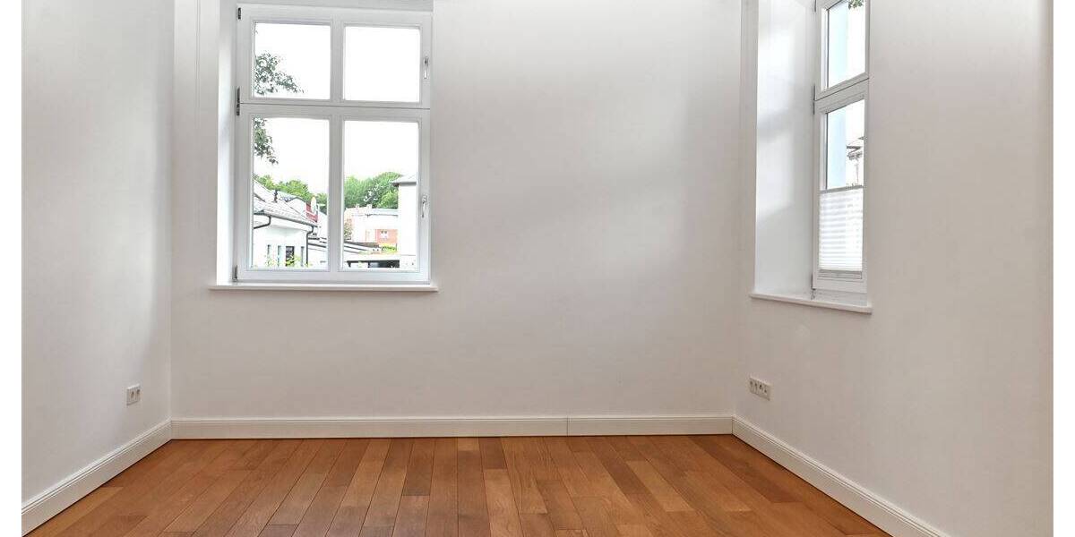 Etagenwohnung Stralsund Kniepervorstadt - 3 Zimmer, 156 m&sup2;, 1.720&euro; | Angebot:26902405