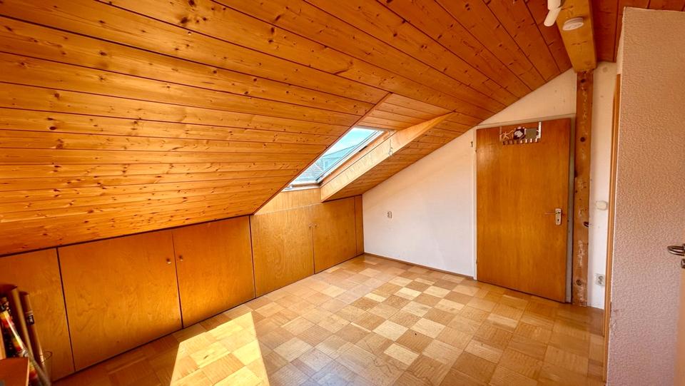 Einfamilienhaus Bad Dürrheim - 10 Zimmer, 247 m&sup2;, 890.000&euro; | Angebot:26481670