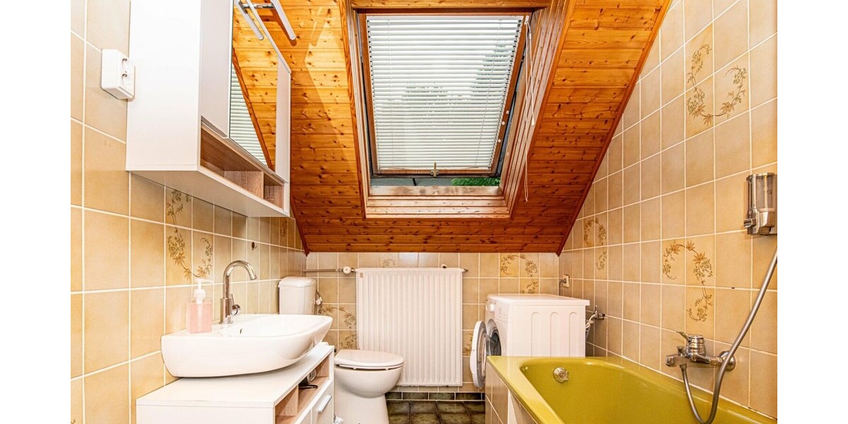 Vielseitiges Mehrfamilienhaus in Furth im Wald - Mehrfamilienhaus, Wohnhaus Furth im Wald | Angebot:27315678