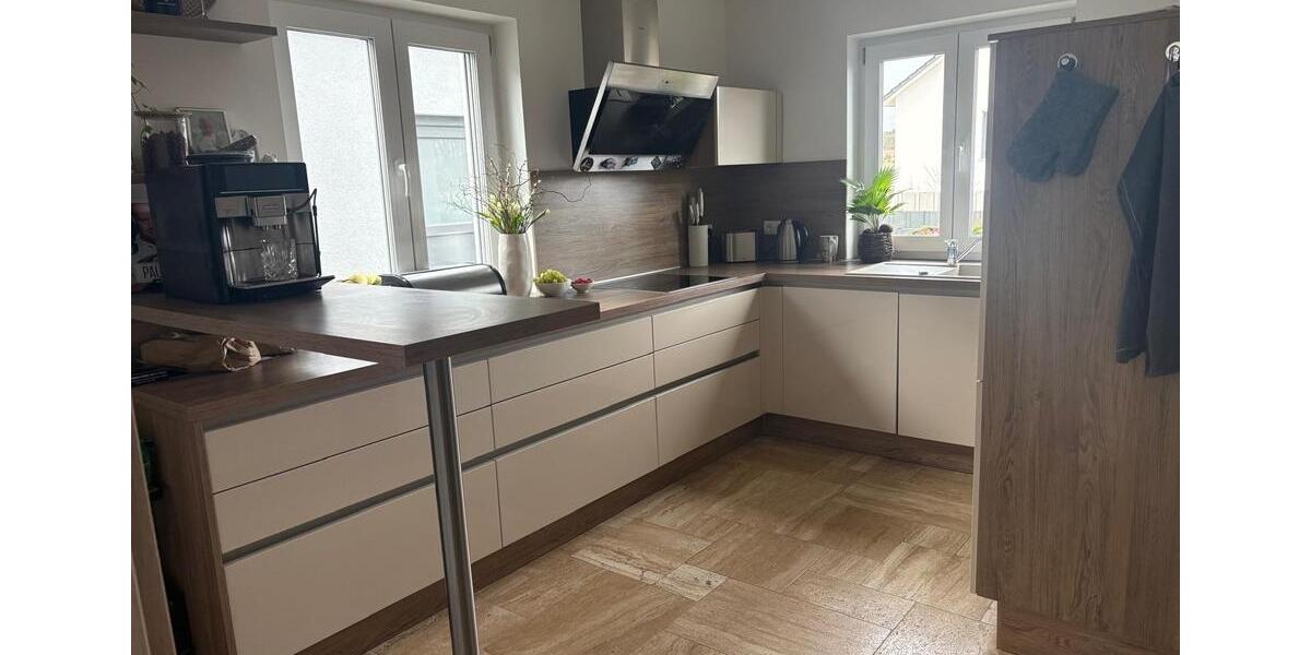 Doppelhaushälfte Kösching - 6 Zimmer, 160 m&sup2;, 2.000&euro; | Angebot:25046986