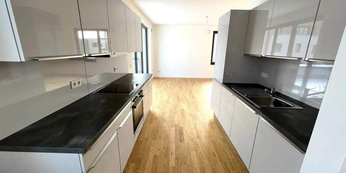 NEUBAU! Helle 4-Zimmer-Wohnung mit schöner Dachterrasse & Balkon und extensiver Begrünung + Einbauküche 4 zimmer