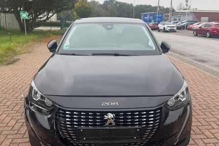 Peugeot 208 33.000 km 13.990 € Hünxe 46569