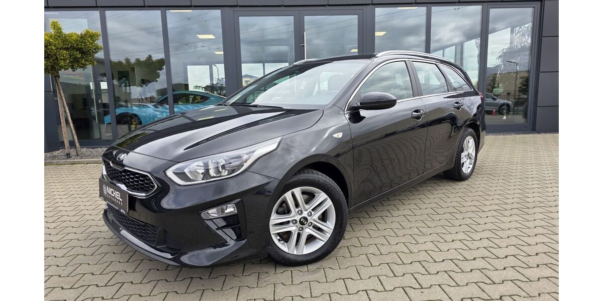 Kia ceed Sportswagon 63.987 km 19.899 &euro; Damme 49401