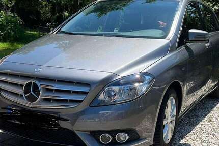 Mercedes-Benz 180 140.000 km 8.300 &euro; Schirmitz 92718
