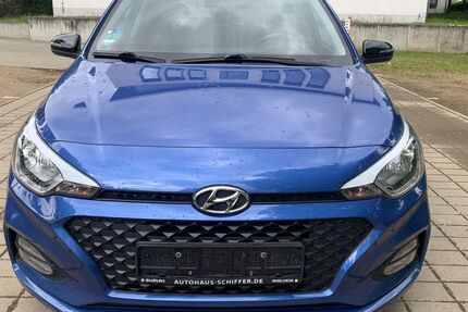 Hyundai i20 86.000 km 8.999 &euro; Mainz-Kastel 55252